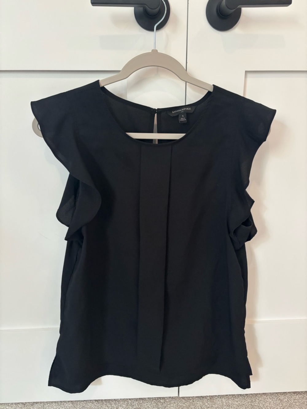 Banana Republic Black Ruffle Sleeve Blouse